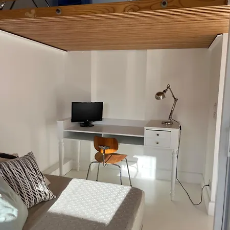 Charm And Style In Centre * Katanya