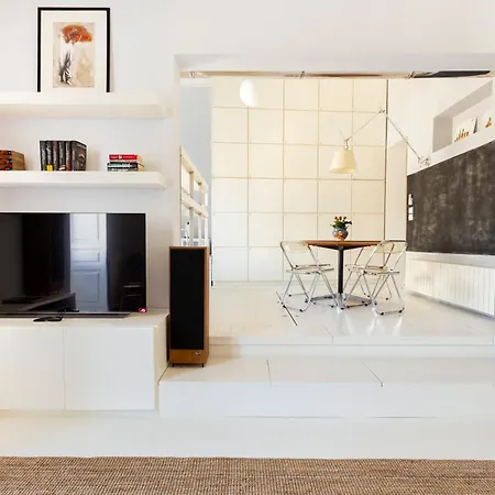 Daire Charm And Style In Centre