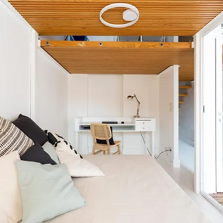 Charm And Style In Centre Daire *