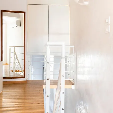 Charm And Style In Centre * Katanya