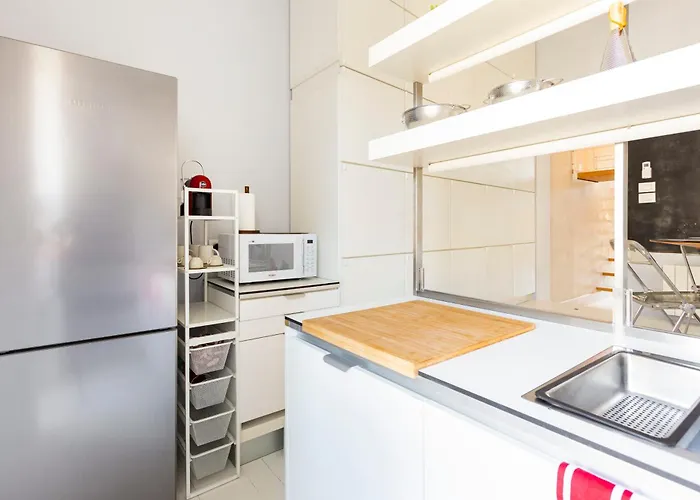 Apartment Charm And Style In Centre *